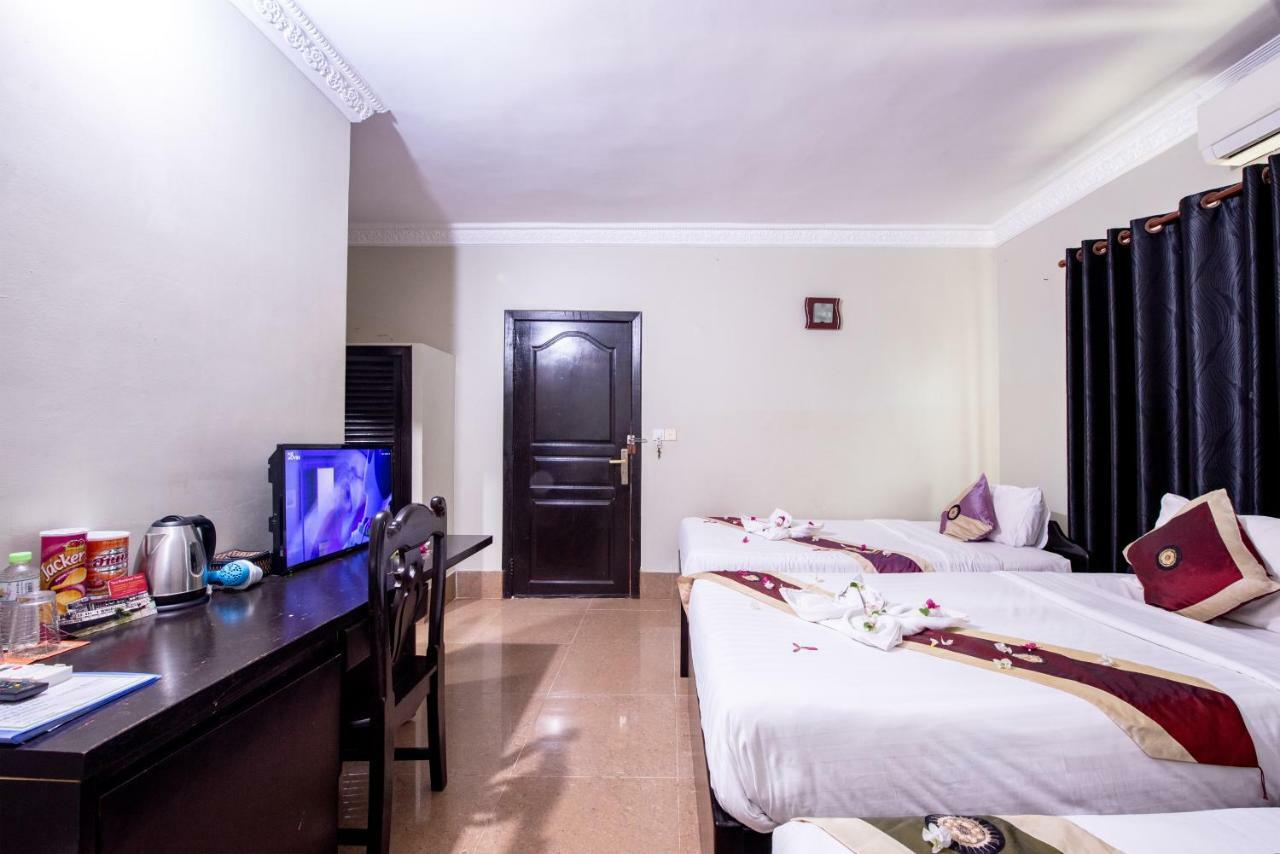 Central Night Hotel Сиемрип Экстерьер фото