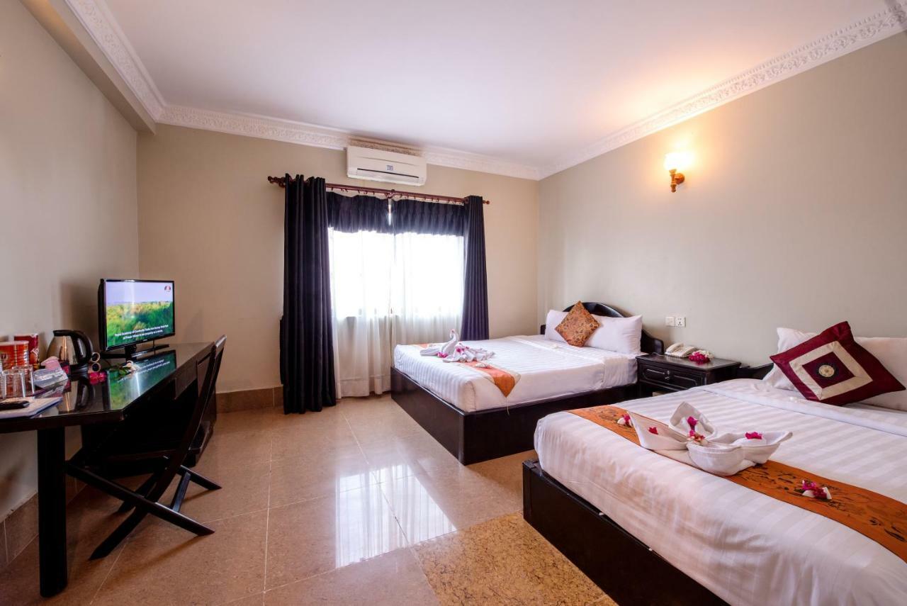 Central Night Hotel Сиемрип Экстерьер фото